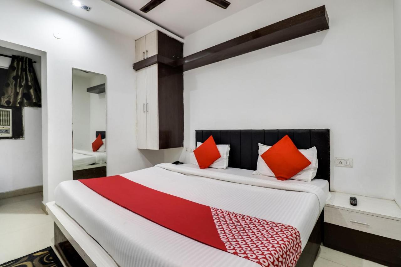 Oyo Flagship Just-9 Inn Near Sahara Ganj Mall Lucknow Exterior photo