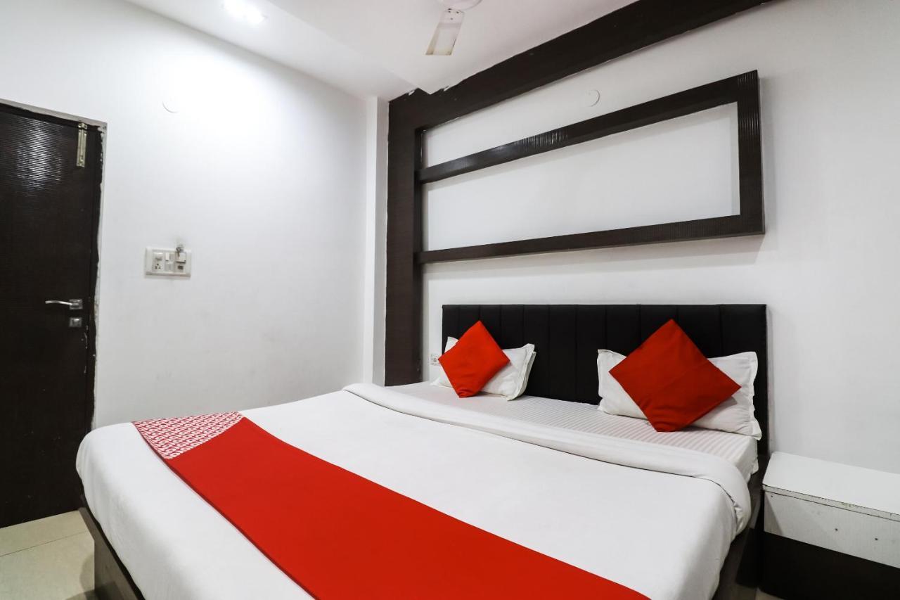 Oyo Flagship Just-9 Inn Near Sahara Ganj Mall Lucknow Exterior photo